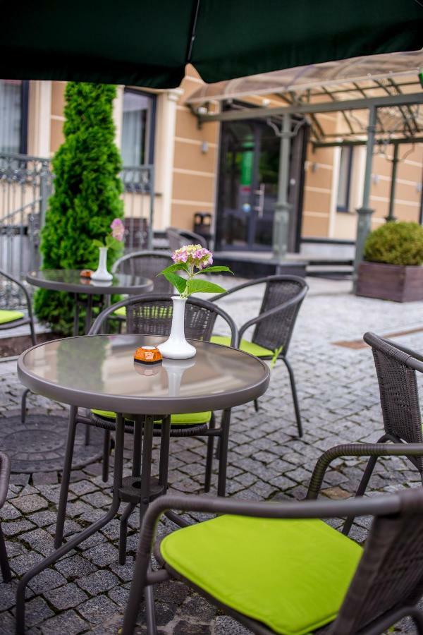 Green Park Hotel & Spa Truskavets Exterior foto